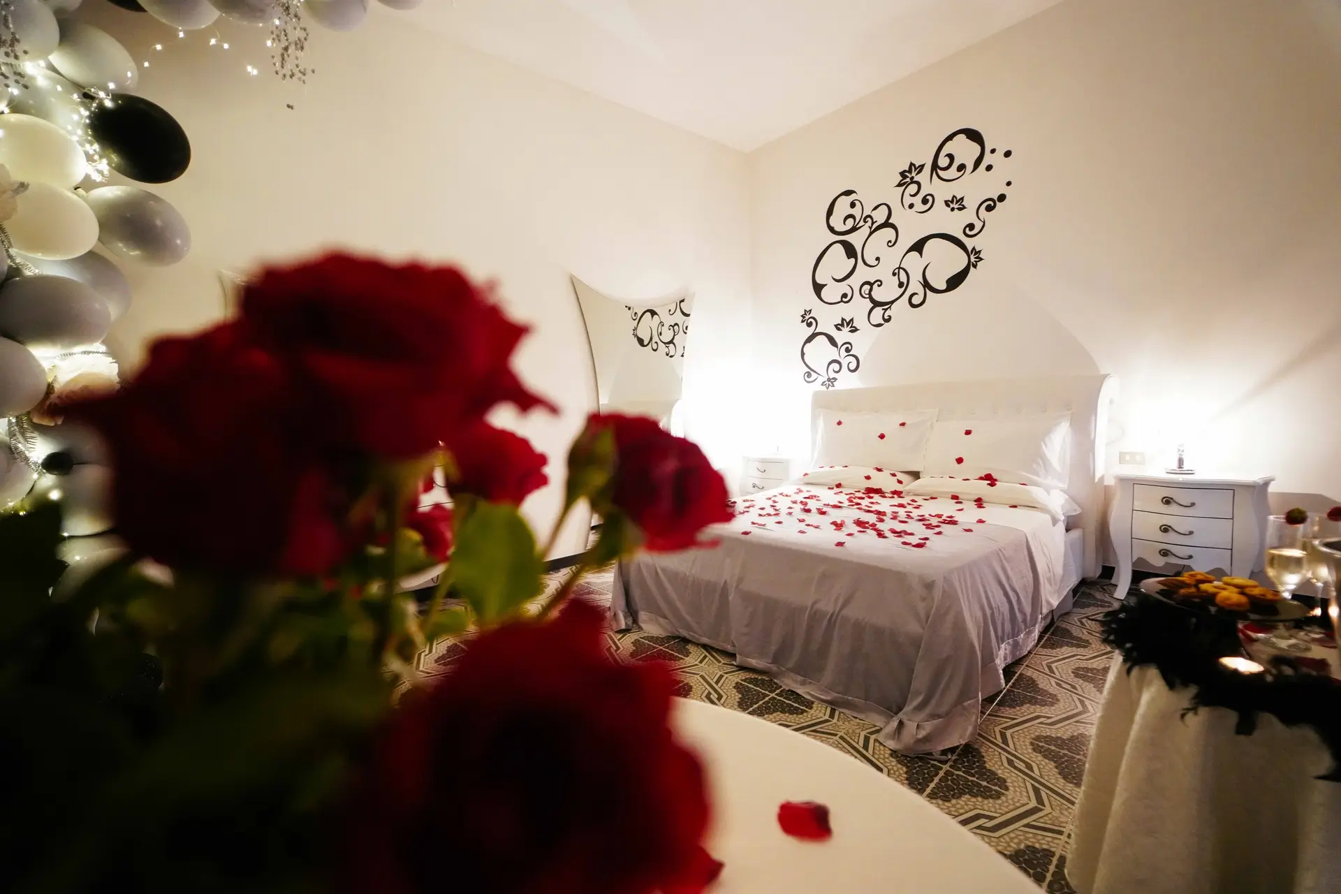 relax-bbilsognodipandora-amore-suite-afrodite-vasca-idromassaggio-regalo-coppia-intimita-momento-indmenticabile-anniversario-compleanno-2